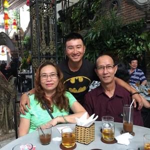 Meet your Posher, Huy